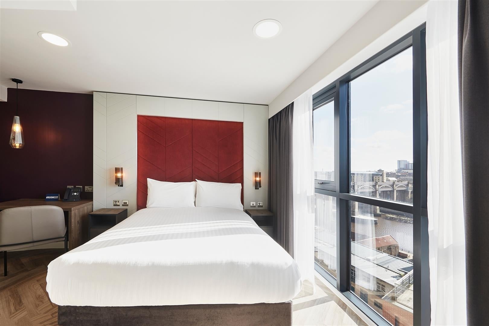Room Hanover Square in Newcastle upon Tyne