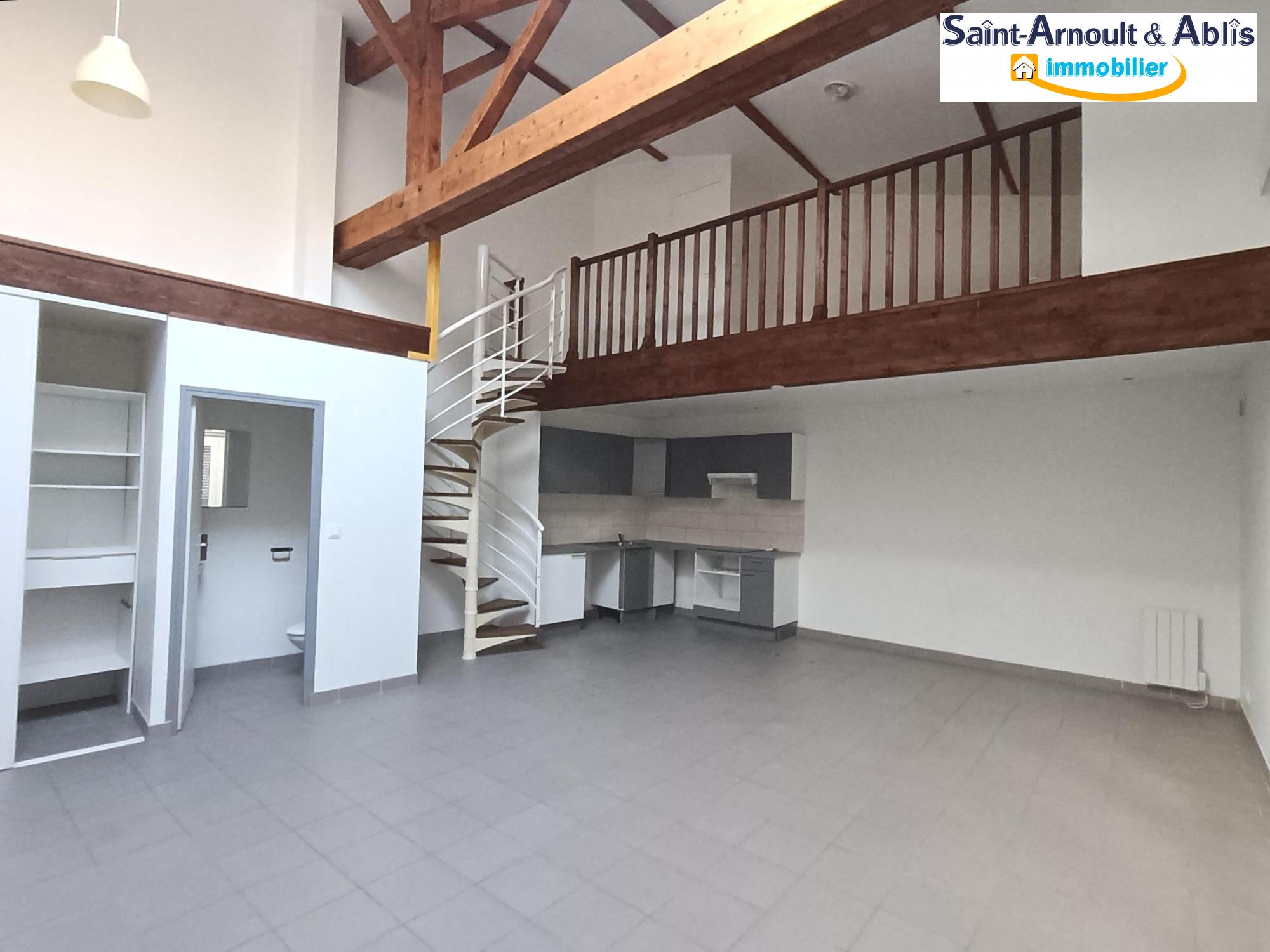 Appartement Rue de l'Isle à Saint-Arnoult-en-Yvelines