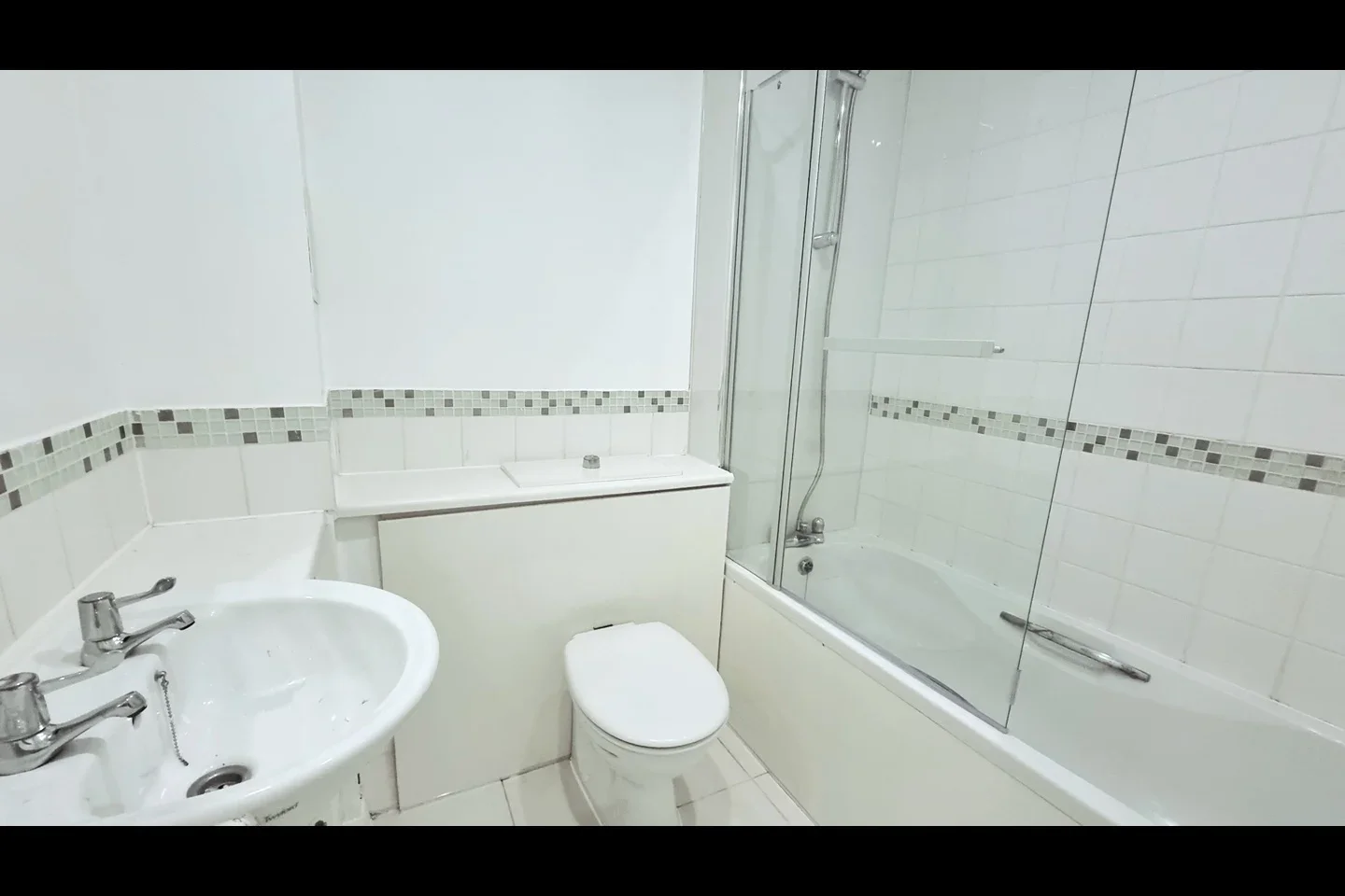 Flat Angelica Drive in Greater London