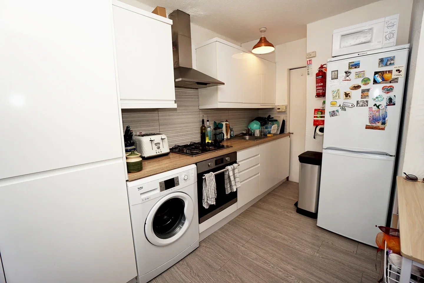 Flat Wray Crescent in Greater London