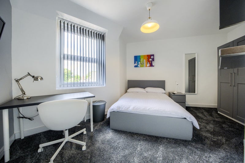 Room Bridge Street in Newcastle-under-Lyme