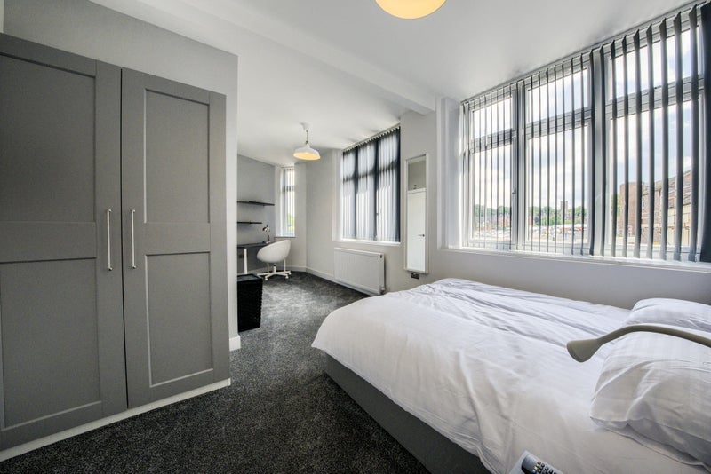 Room Bridge Street in Newcastle-under-Lyme