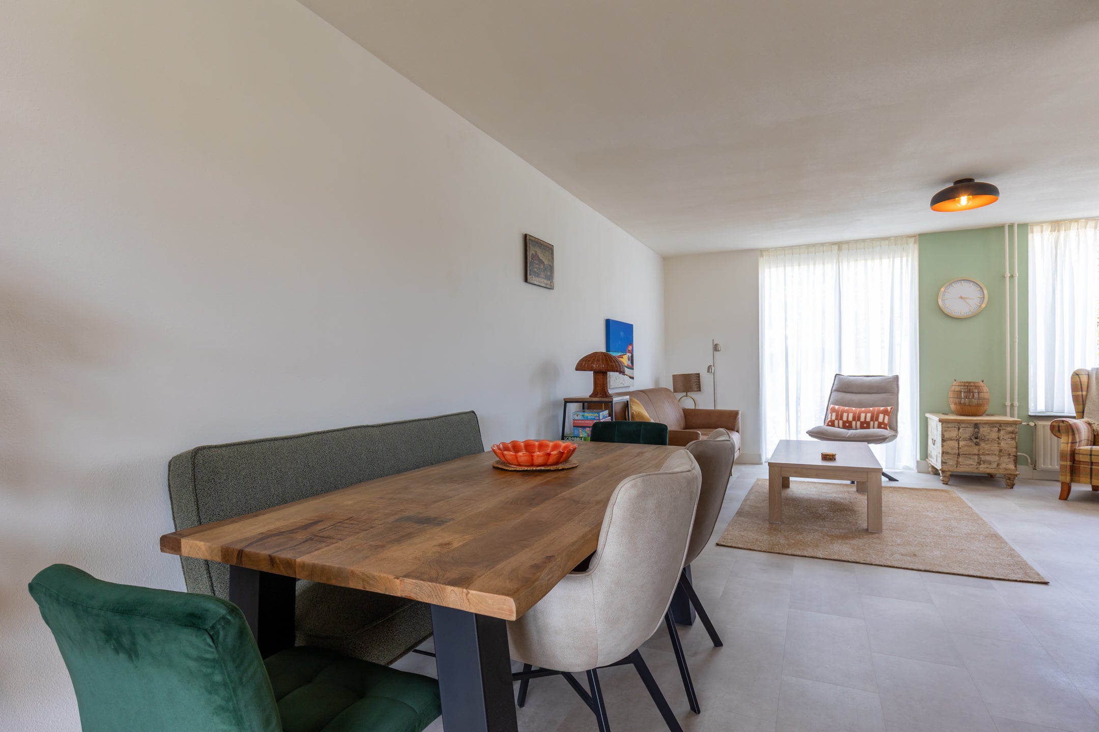 Tussenwoning te koop: Hondsbroek 74, Born