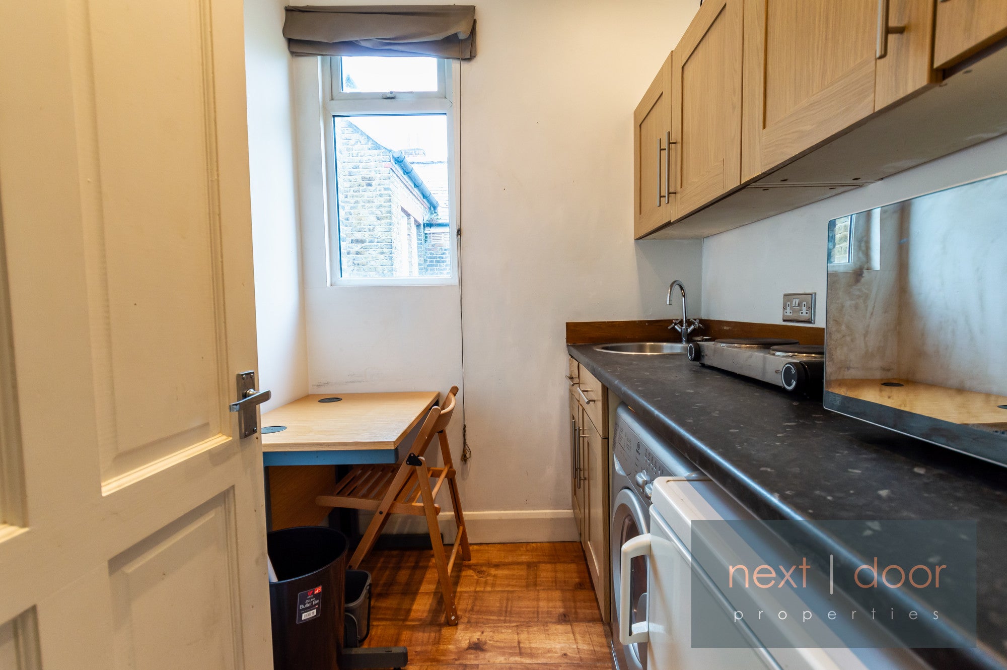 Flat Rosenthal Road in London
