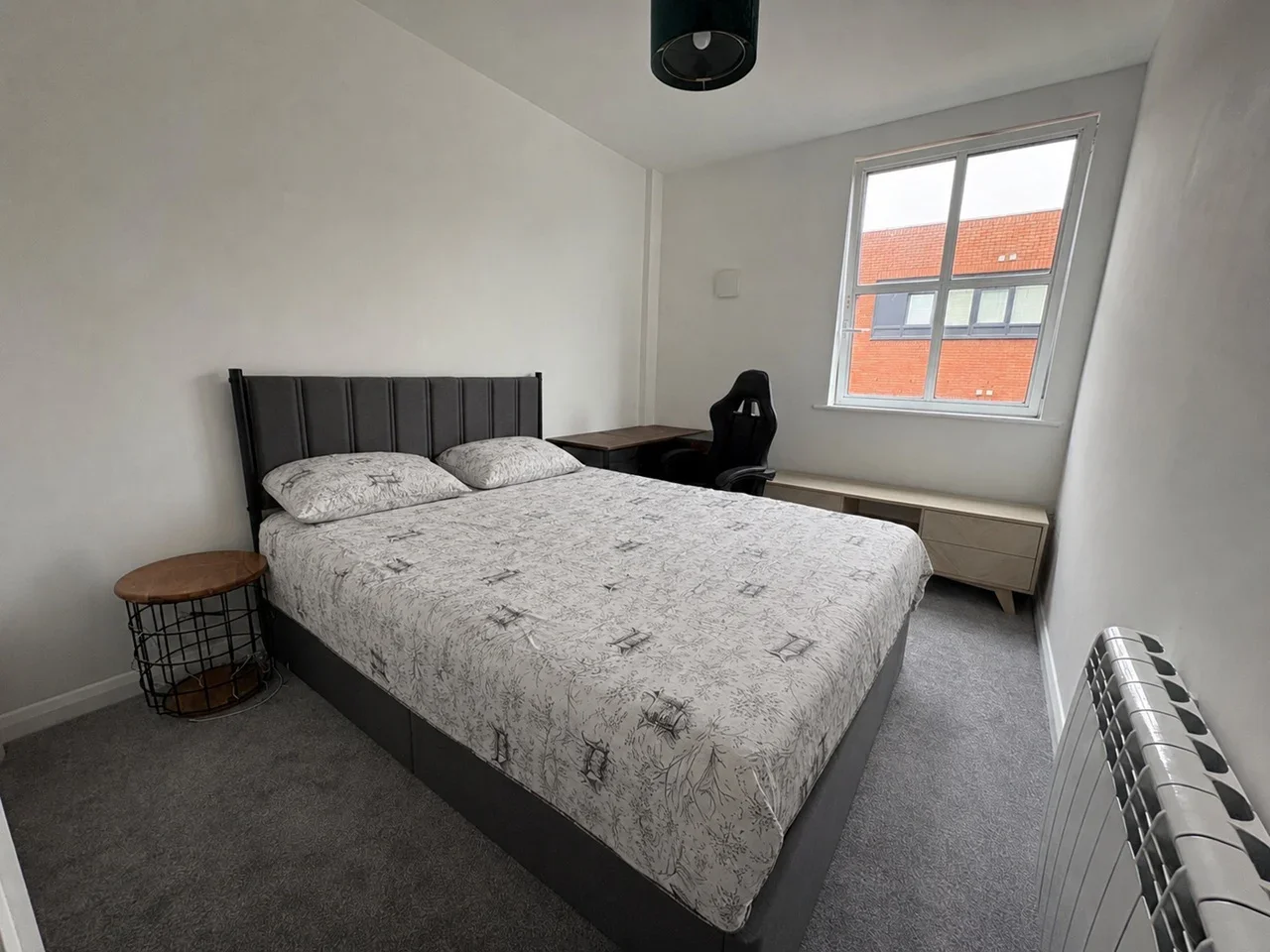 Flat Mendy Street in High Wycombe