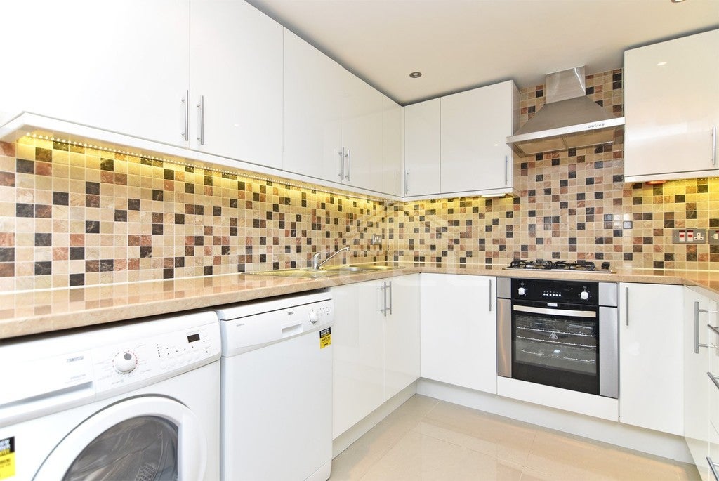 Flat Alfred Road in City of Westminster