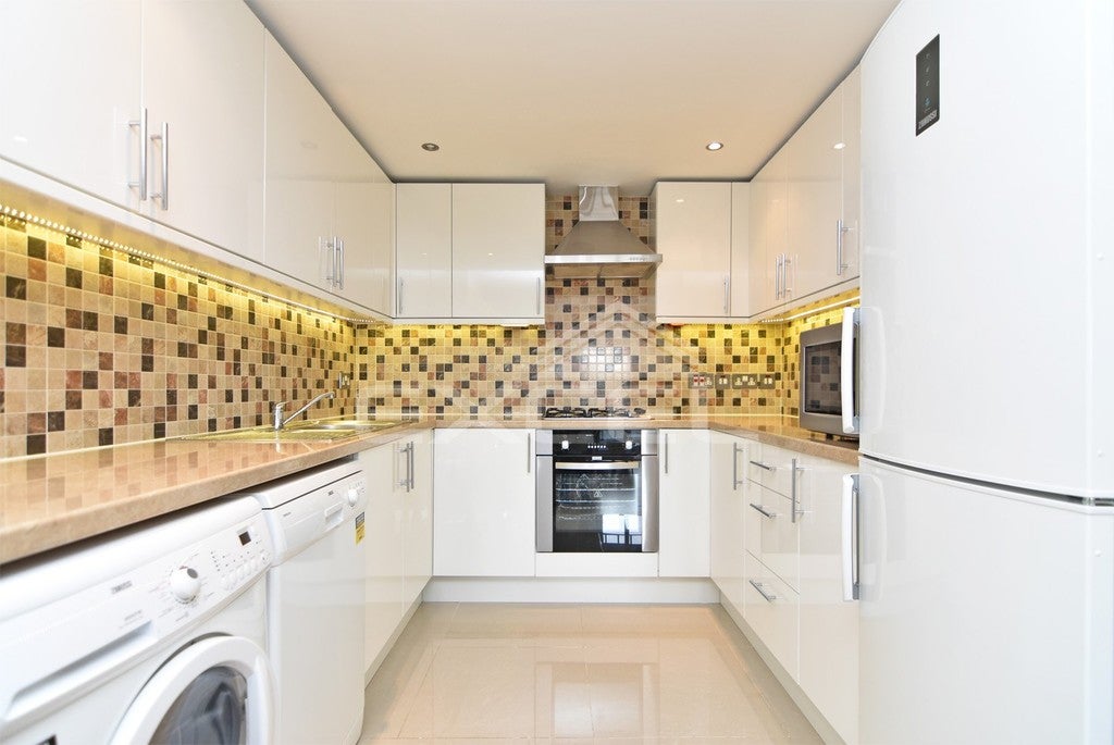 Flat Alfred Road in City of Westminster