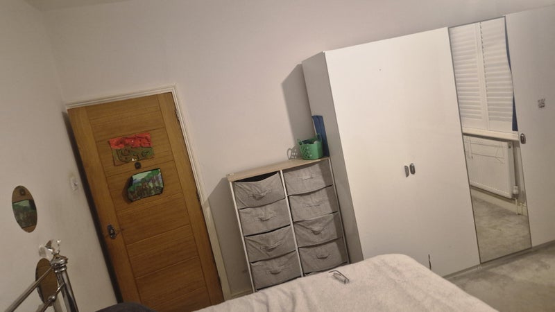 Room Godstone Road in Greater London