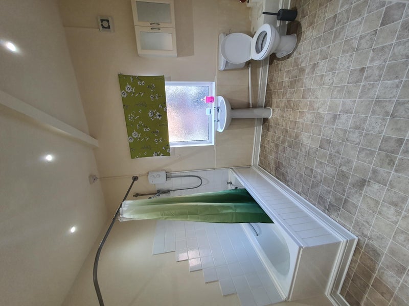 Room Redcote Street in Manchester