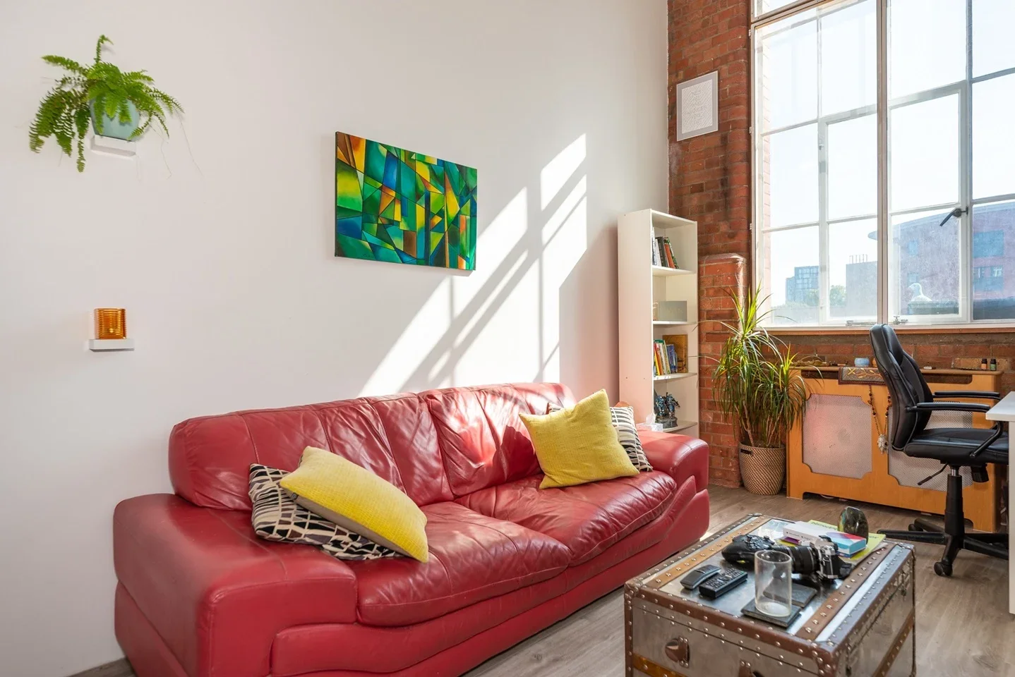 Flat Fairfield Road in Greater London
