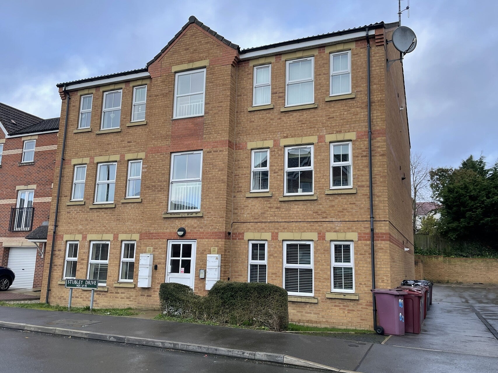 Flat Stubley Drive in Dronfield