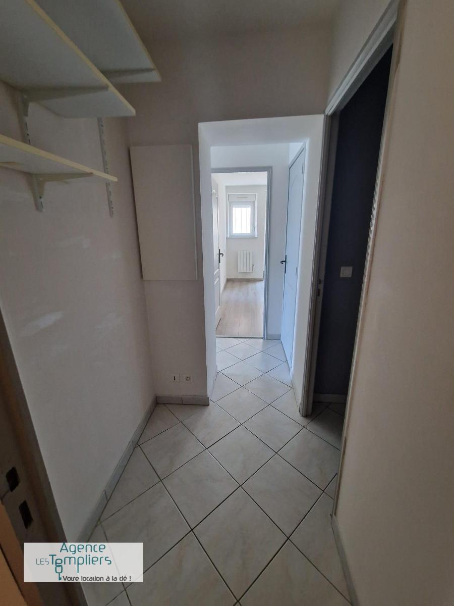 Appartement Place des Tuyas à Parcey