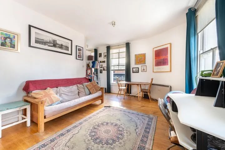 Flat Lancaster Road in Greater London