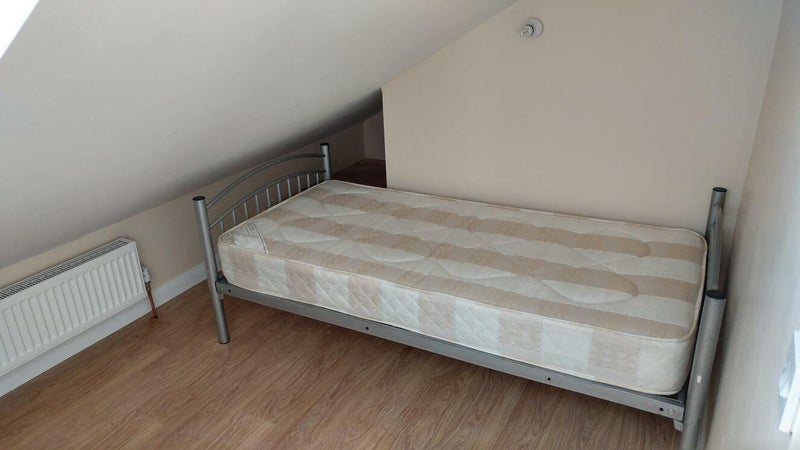 Room Major Road in Greater London