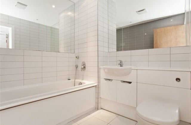 Room Hallsville Road in Greater London