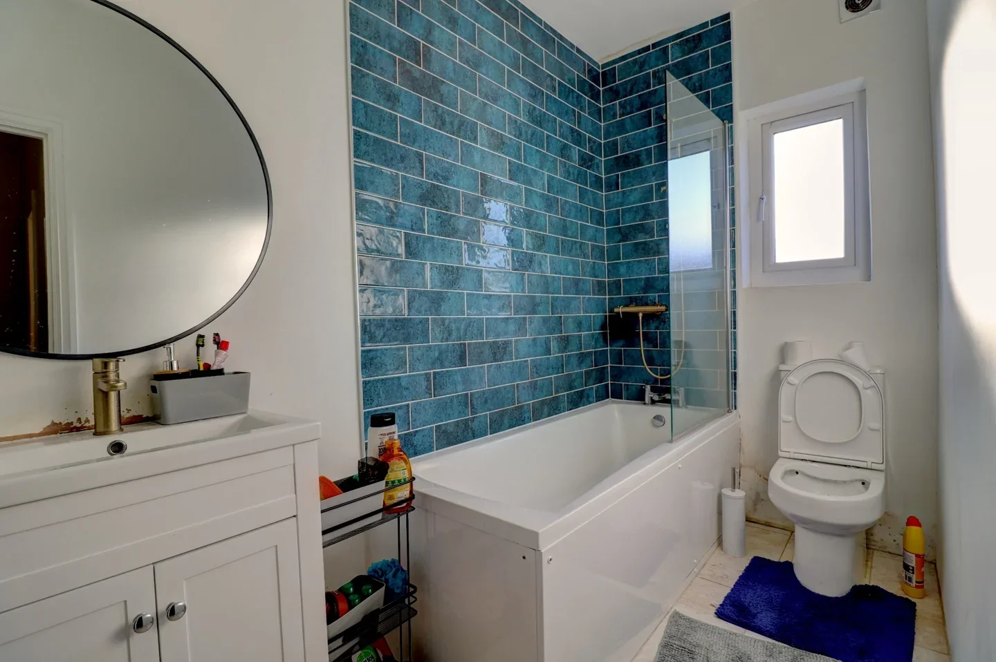 Room Davis Street in Greater London