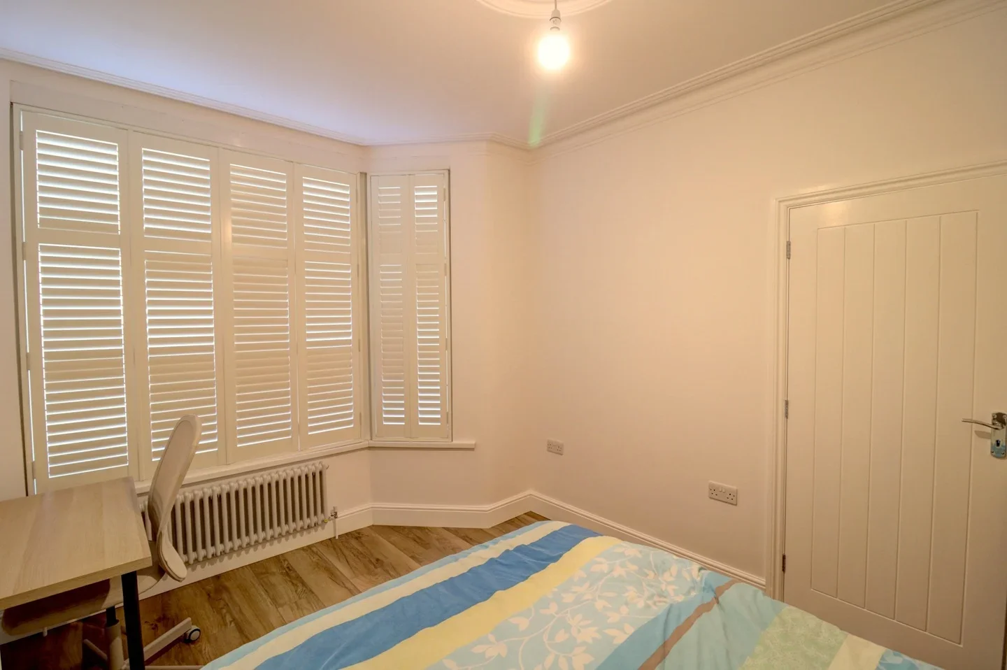 Room Davis Street in Greater London