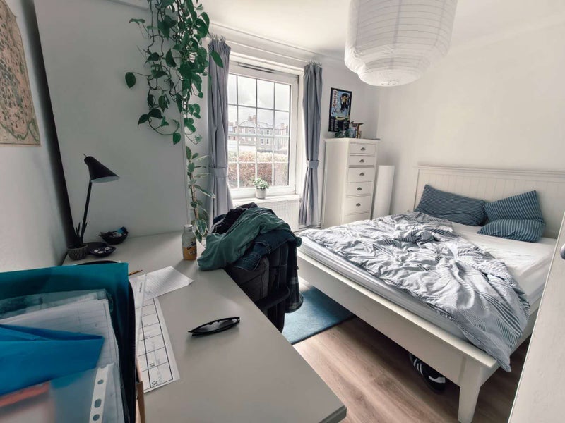 Room Islip Street in Greater London