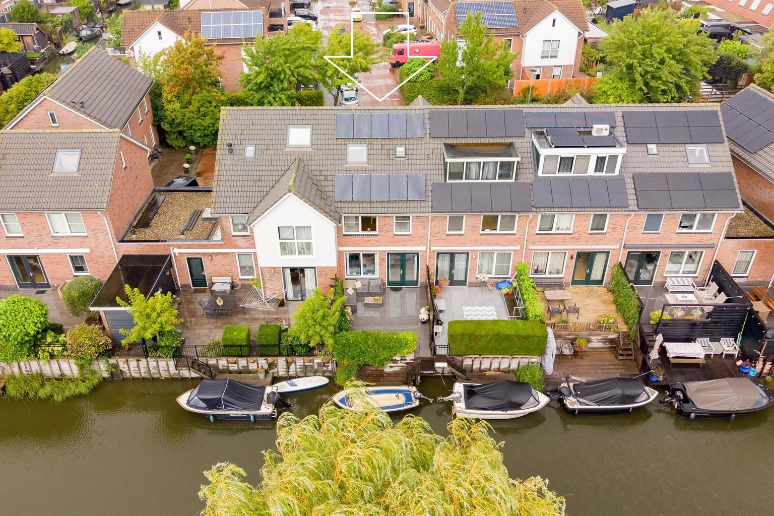 Tussenwoning te koop: Schoenmakersloot 26, Broek Op Langedijk