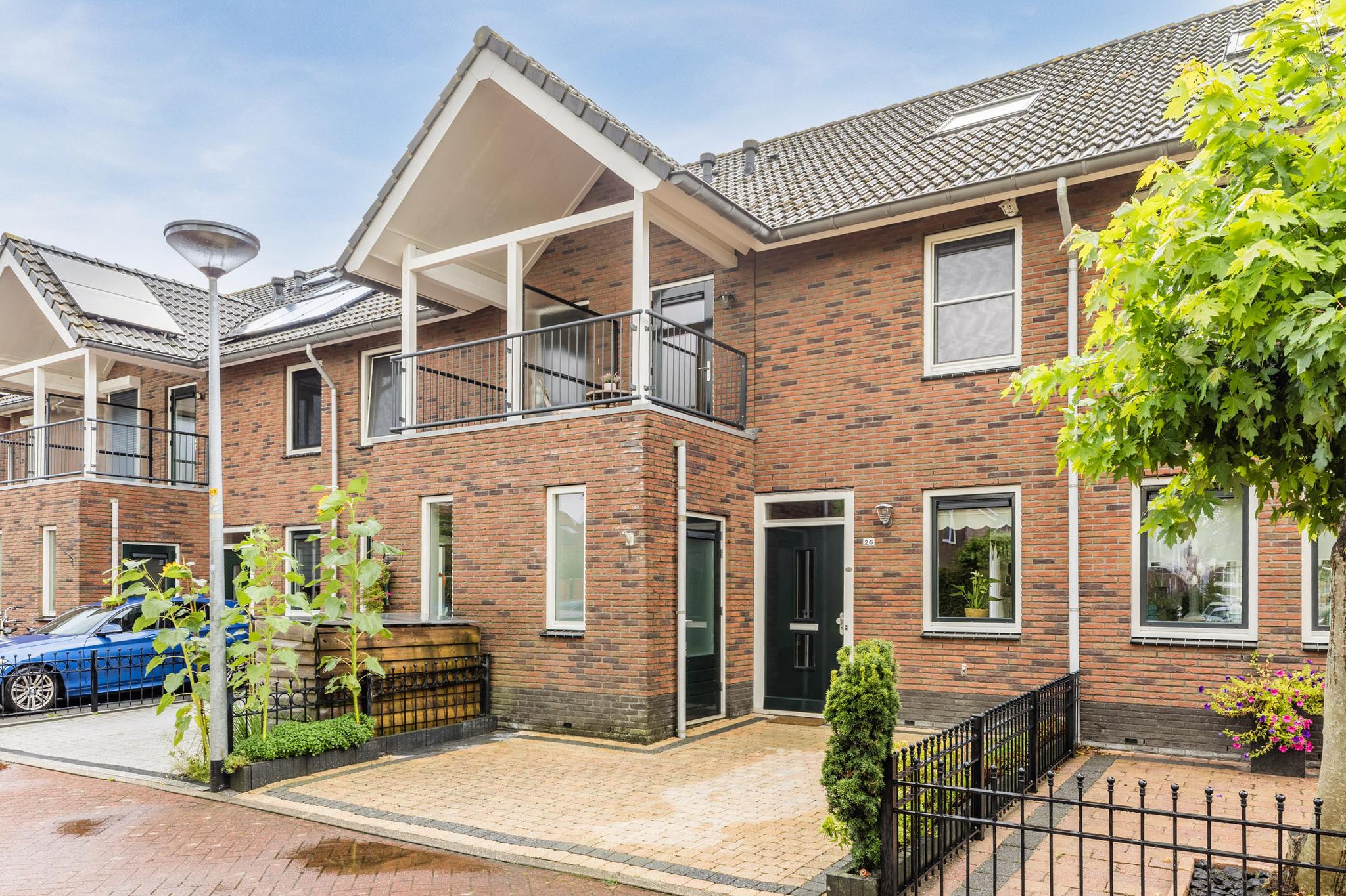 Tussenwoning te koop: Schoenmakersloot 26, Broek Op Langedijk