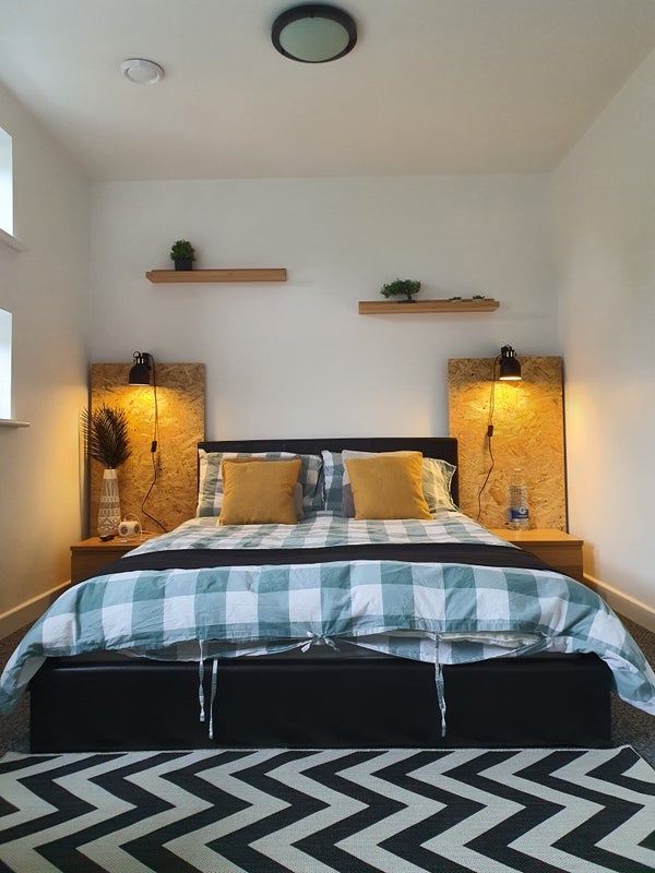 Room Coombe Street in Coventry