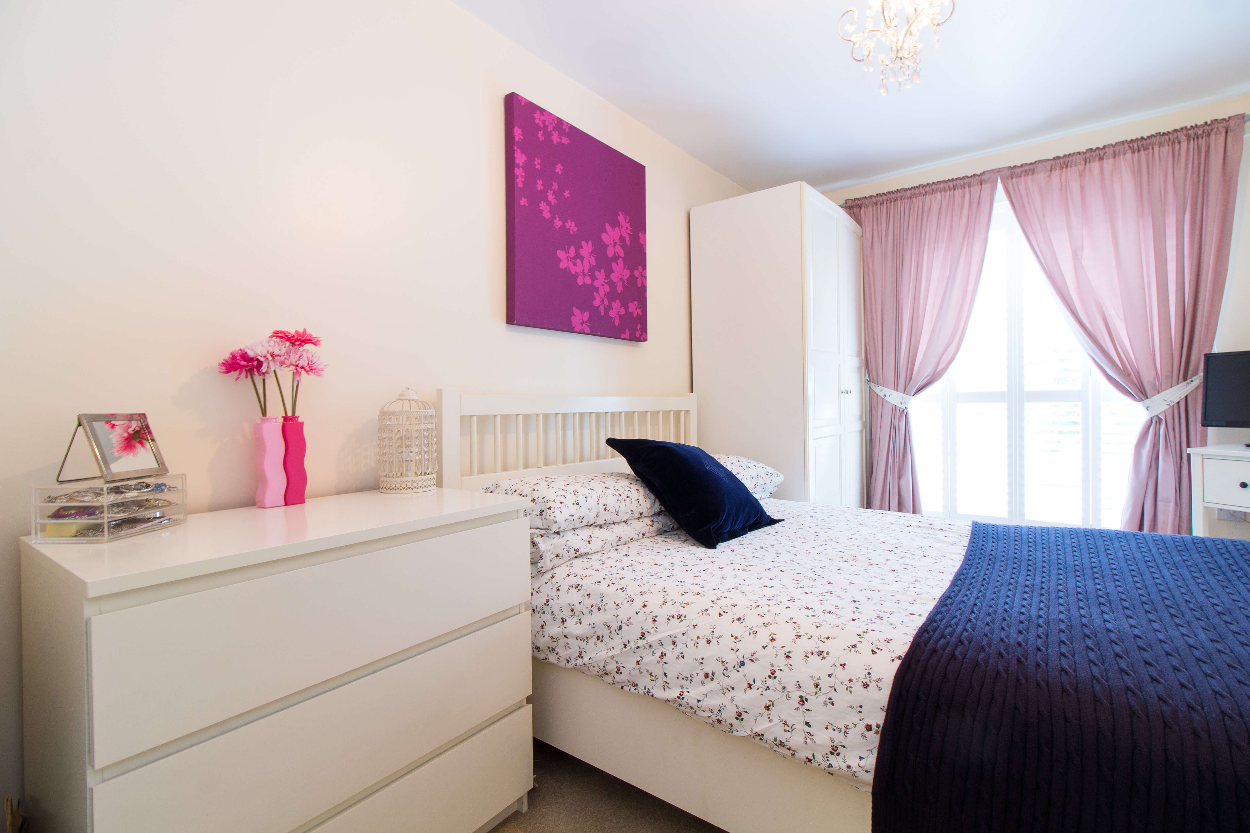 Flat Webb Close in Greater London