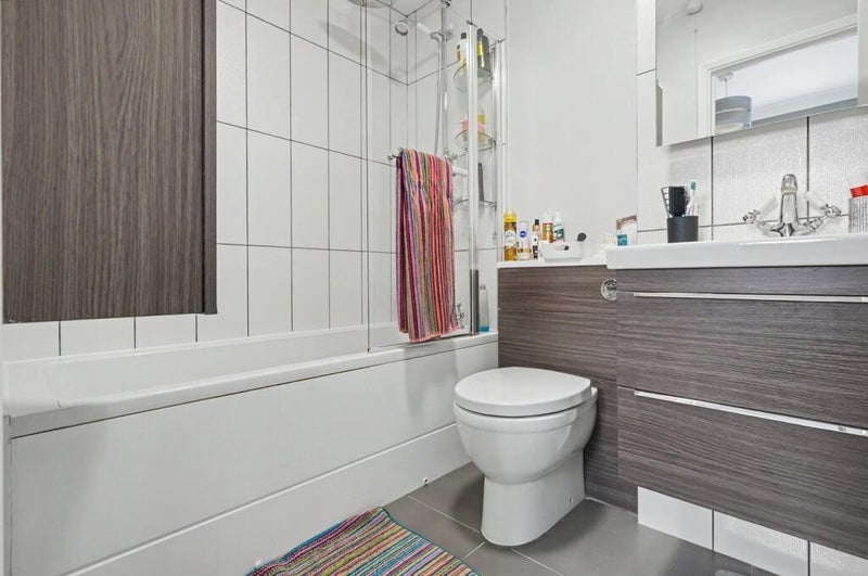 Room Whitmore Crescent in Chelmsford