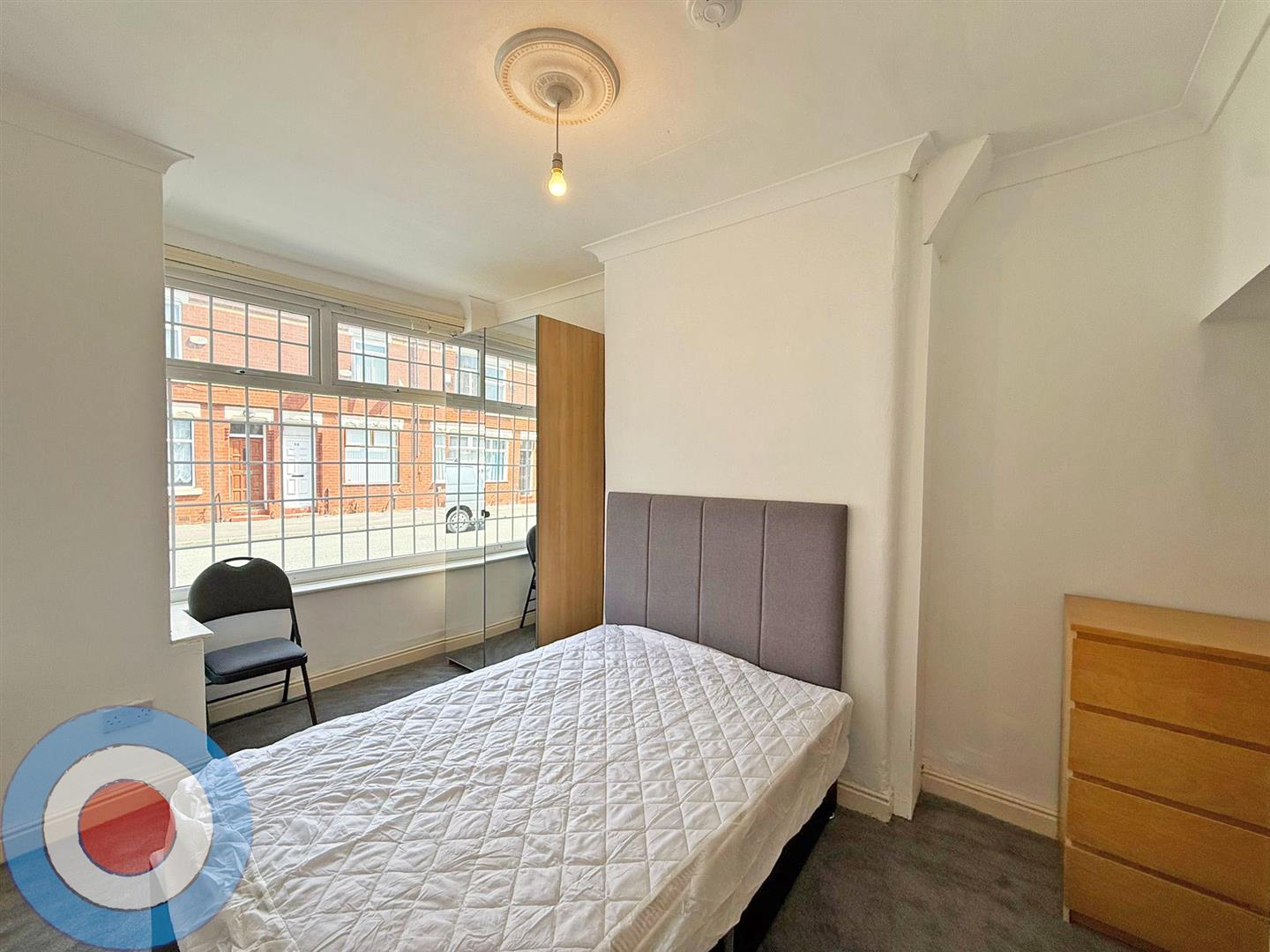 Flat Romney Street in Salford