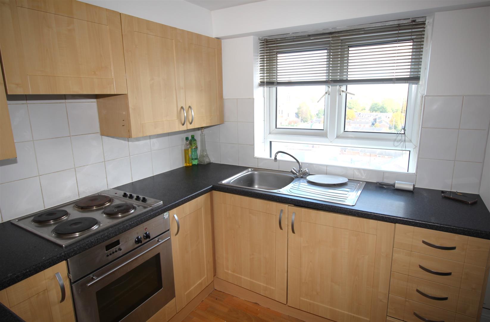 Flat Lyneham Walk in Salford