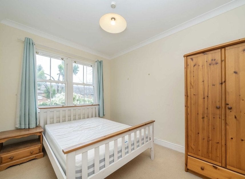 Flat Montefiore Street in Greater London