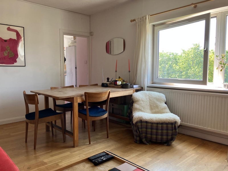 Room Henry Road in Greater London