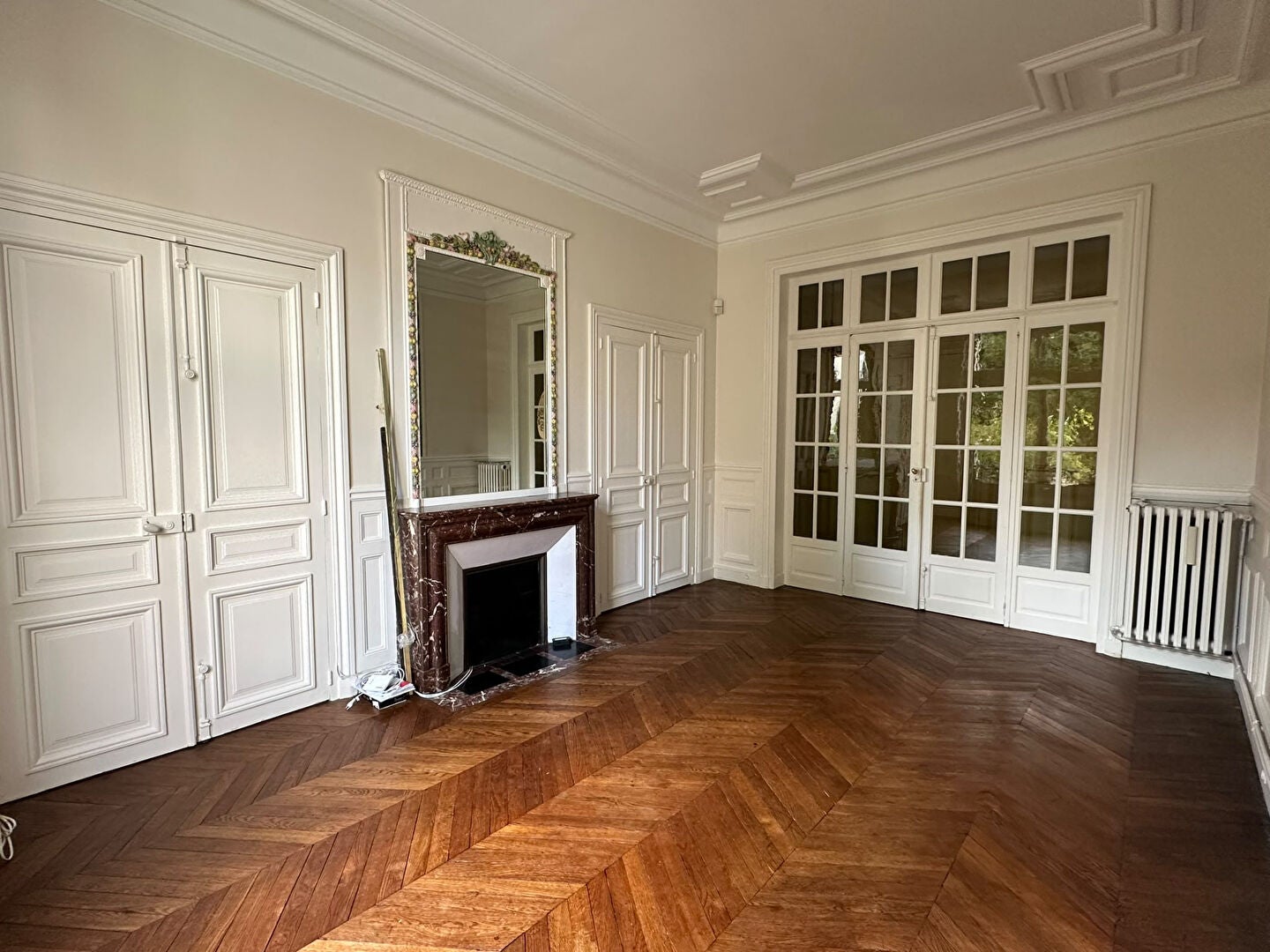 Flat Rue de Satory in Versailles