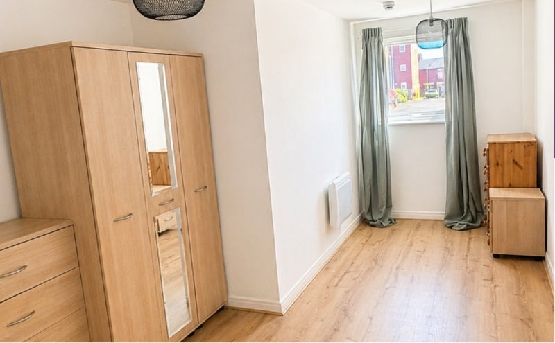 Room Eccles New Road in Salford