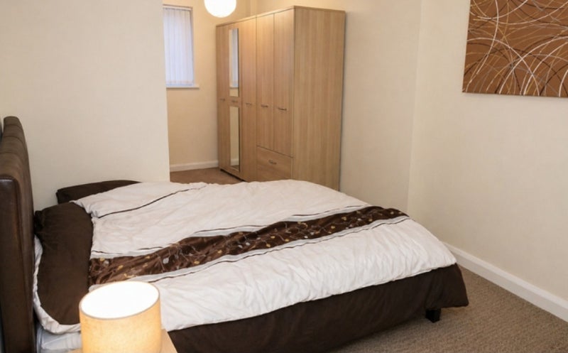 Room Eccles New Road in Salford