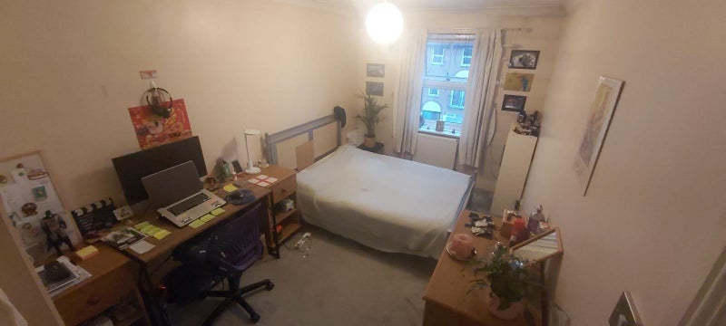 Room London Road in Greater London