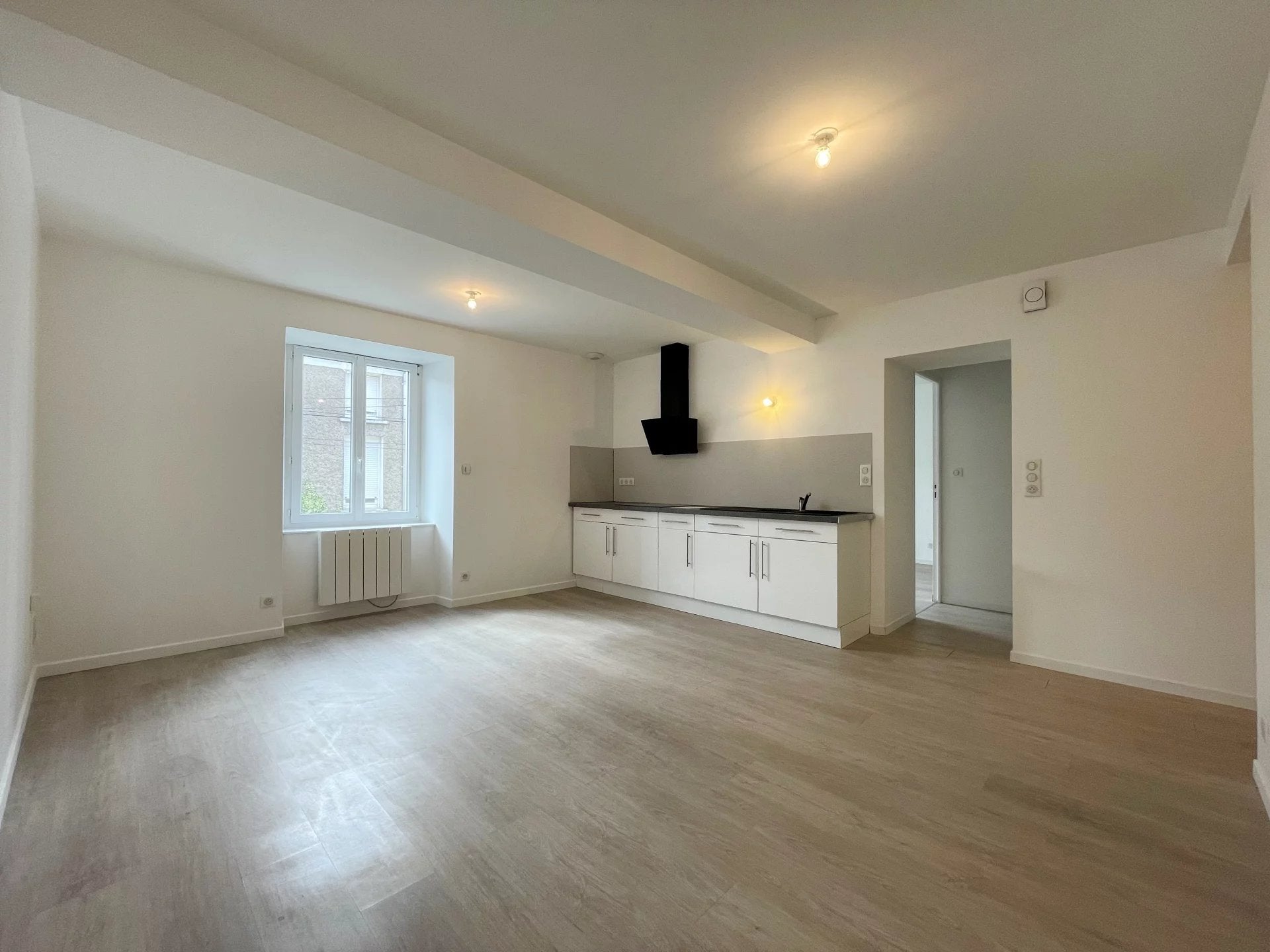 Flat Boulevard du Onze Novembre in Le May-sur-Èvre