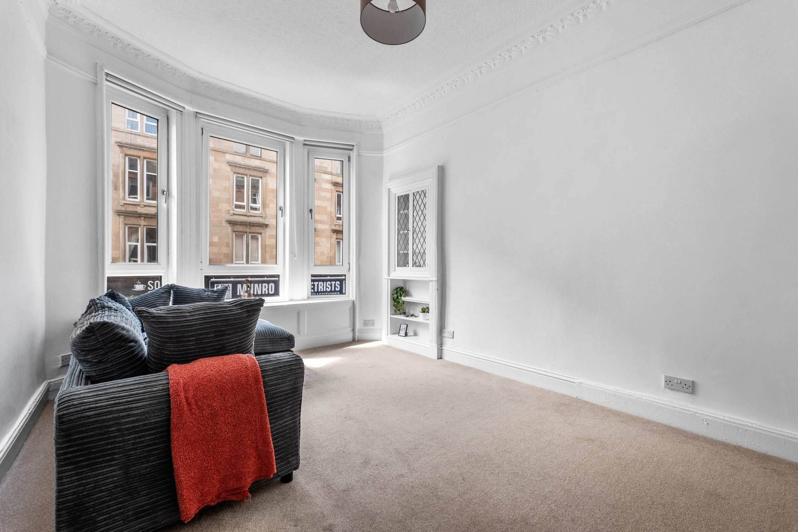 Flat Cathcart Road in Glasgow