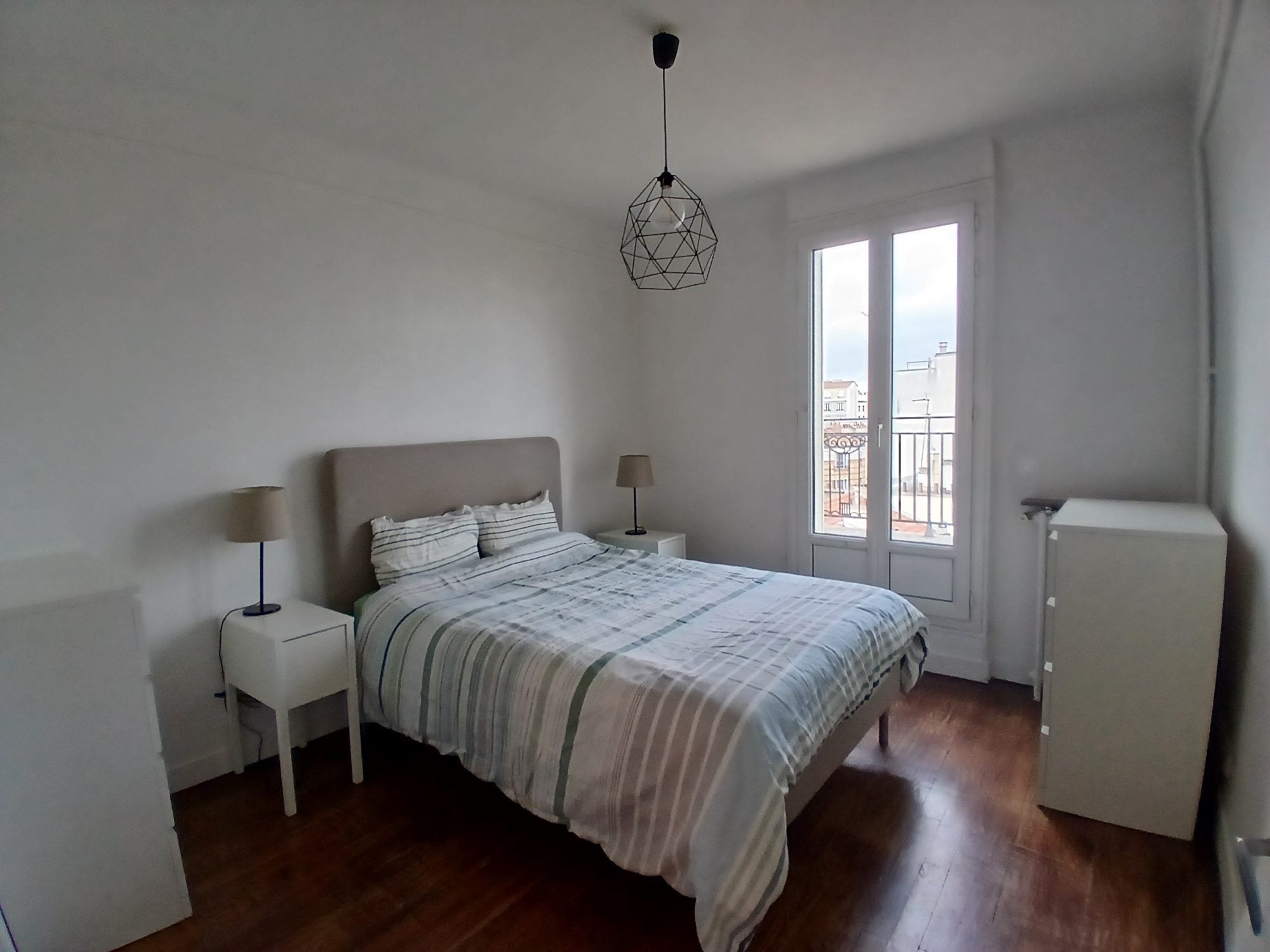 Flat Rue Pierre Joigneaux in Bois-Colombes