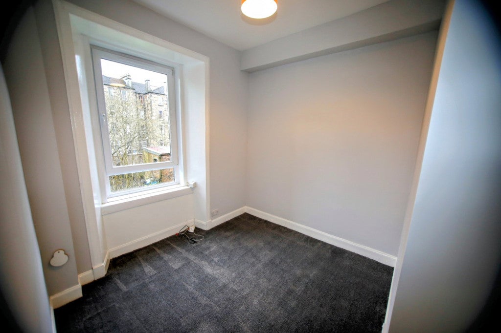 Flat Dixon Avenue in Glasgow