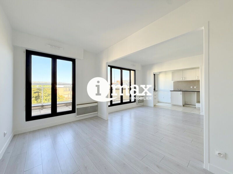 Flat Rue de Verdun in Suresnes