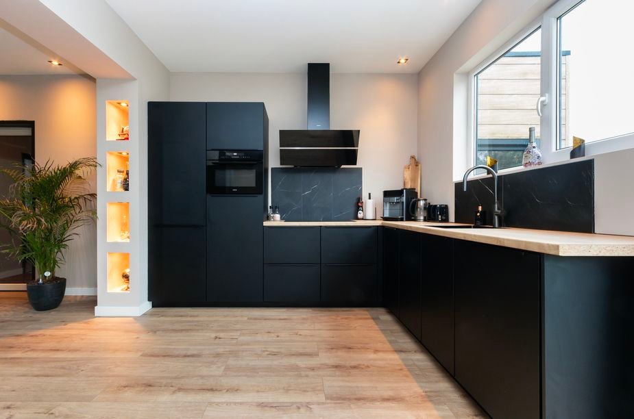 Twee-onder-één-kap te koop: Zuidendijk 135, Dordrecht