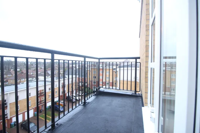 Flat The Gateway in Watford