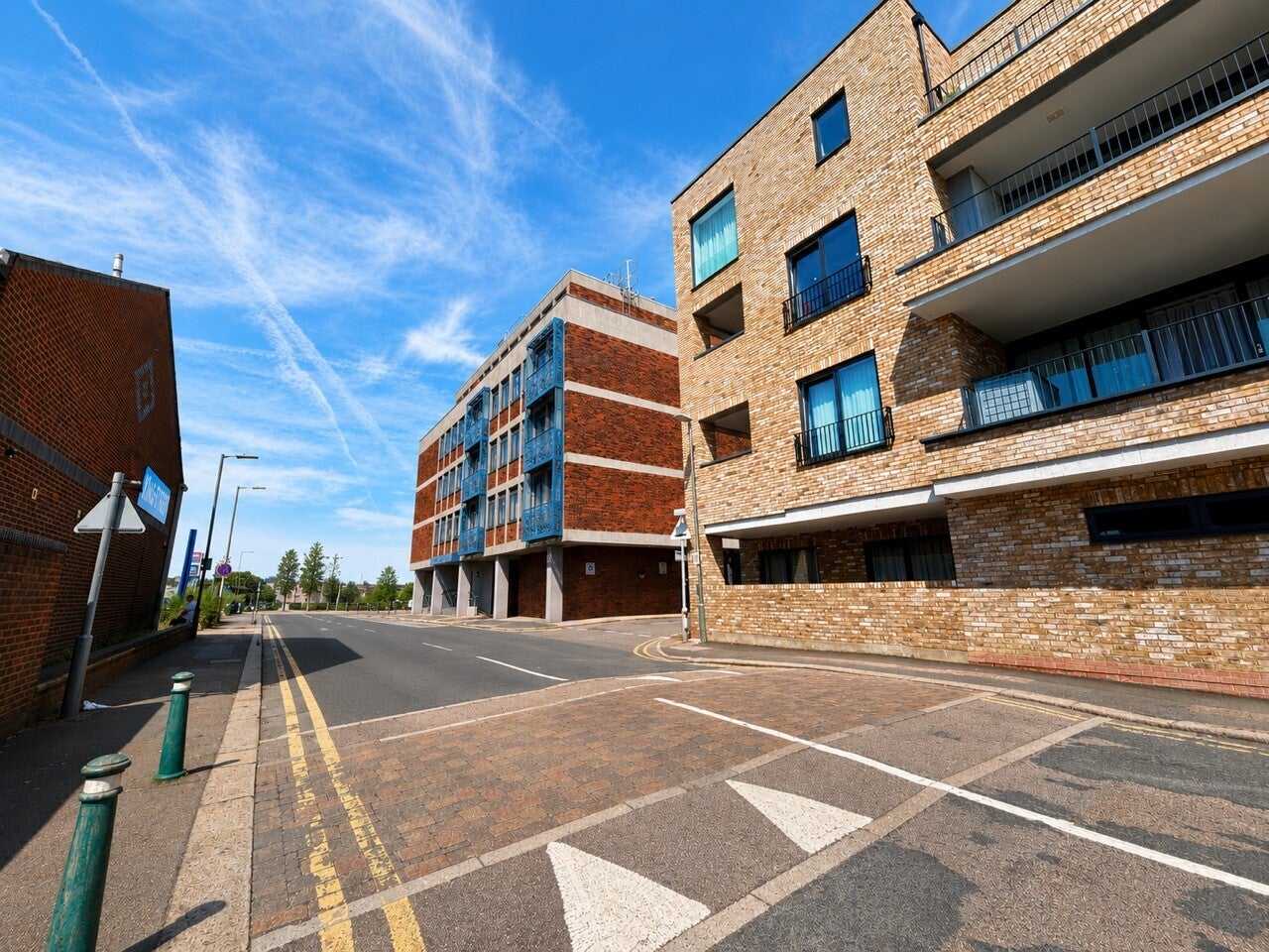 Flat Swanfield Road in Waltham Cross