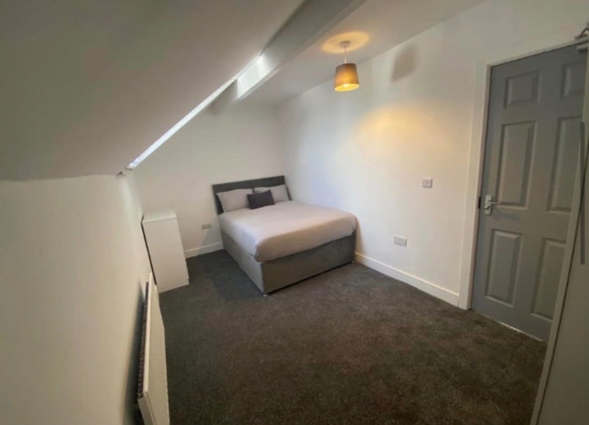 Room Mansfield Avenue in Thornaby-on-Tees