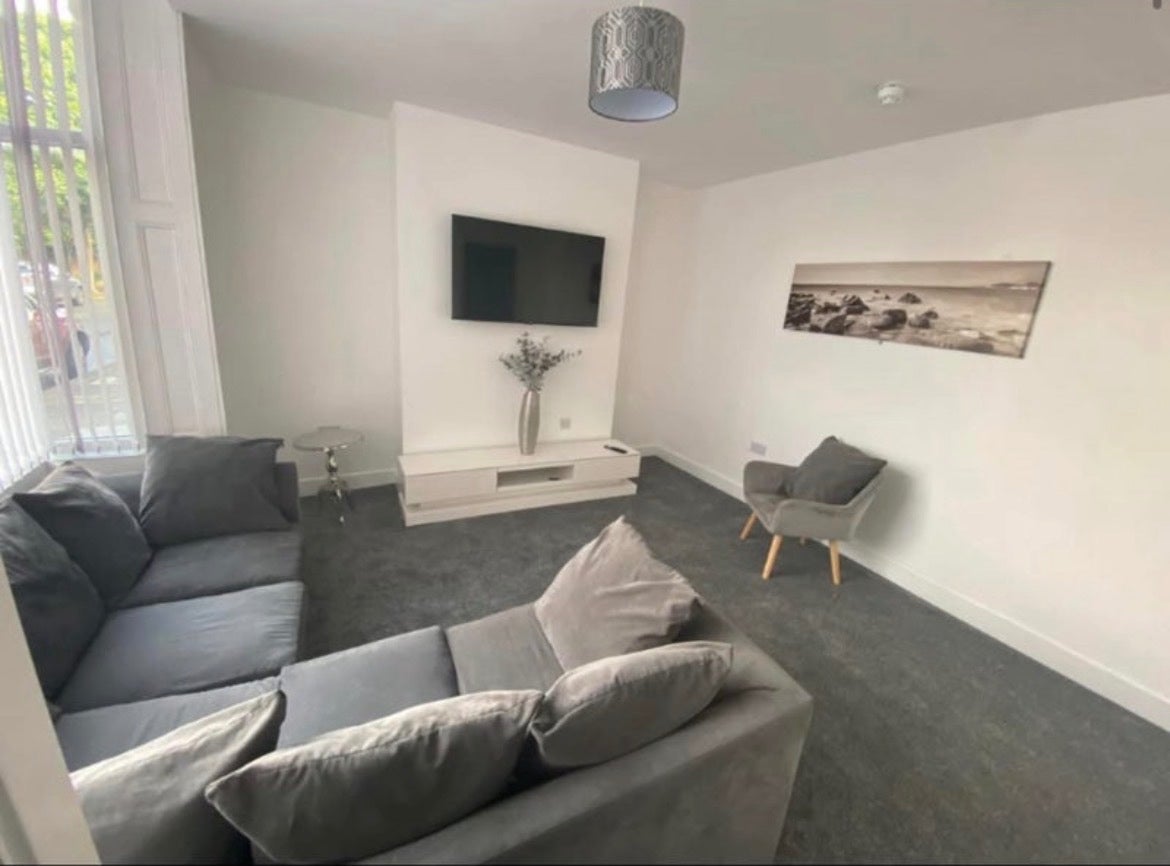 Room Mansfield Avenue in Thornaby-on-Tees