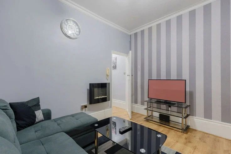 Flat Westbourne Terrace in City of Westminster
