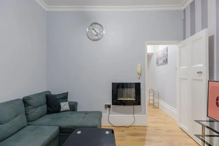 Flat Westbourne Terrace in City of Westminster