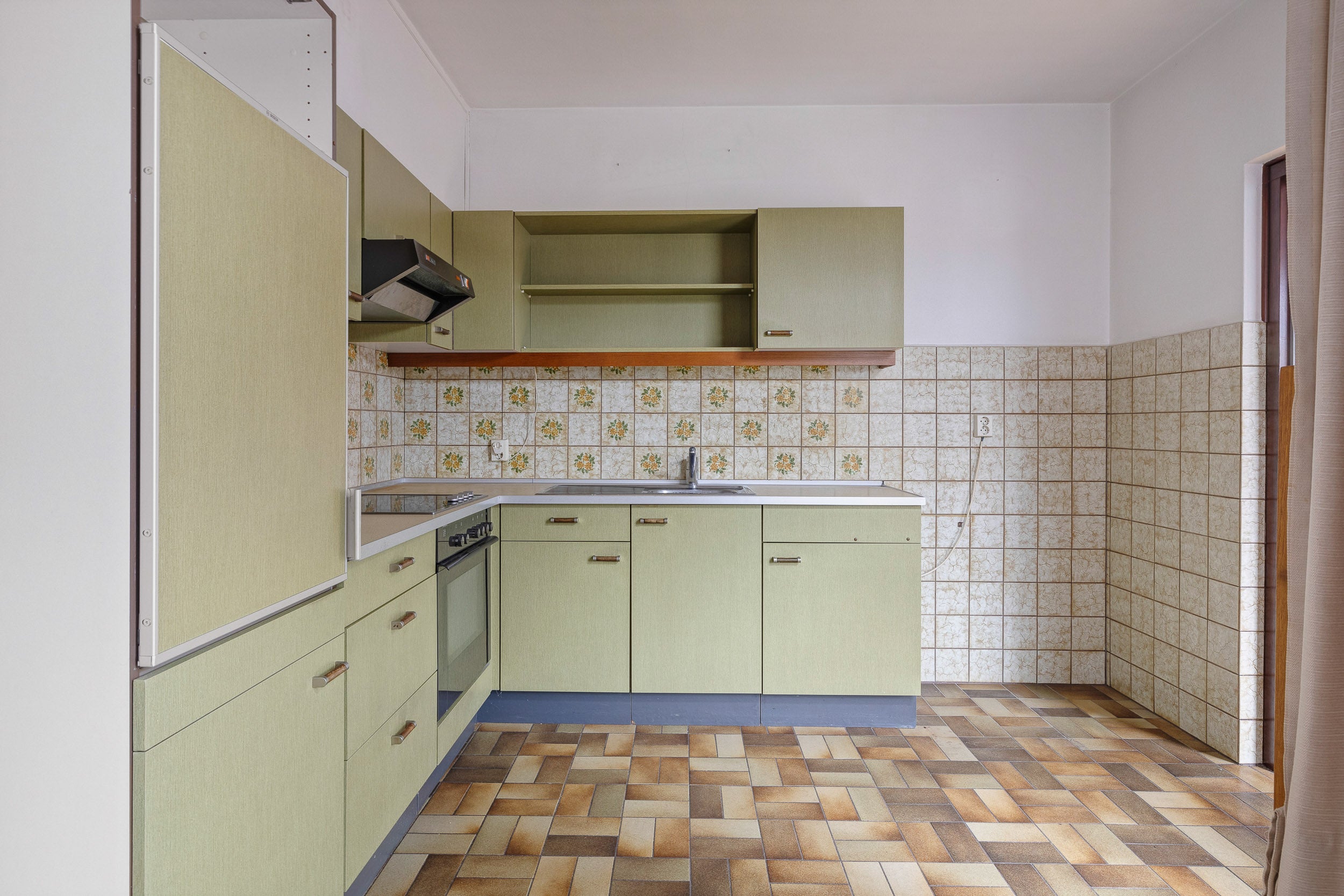 Twee-onder-één-kap te koop: Pastoor Leursstraat 25, Maasbree