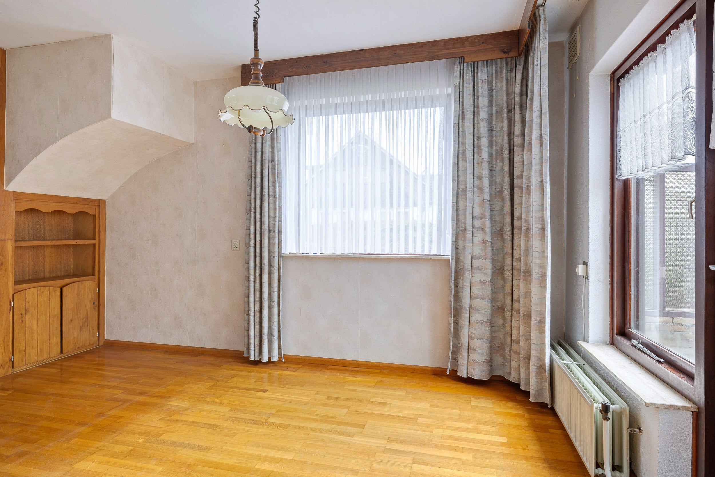 Twee-onder-één-kap te koop: Pastoor Leursstraat 25, Maasbree
