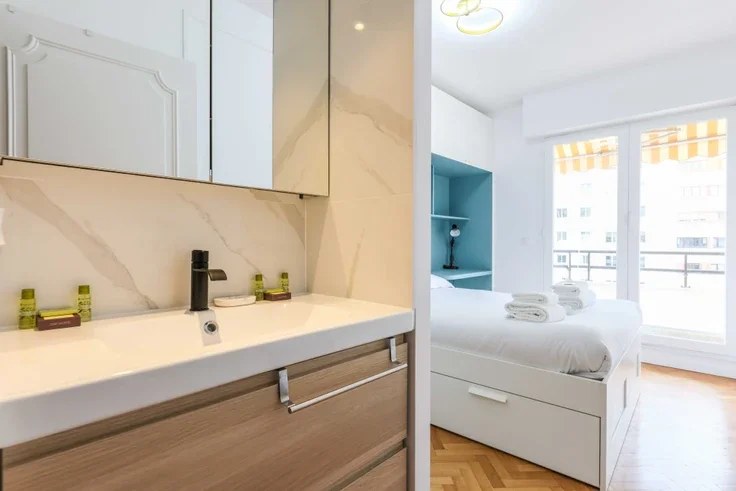 Flat Avenue Anatole France in Charenton-le-Pont